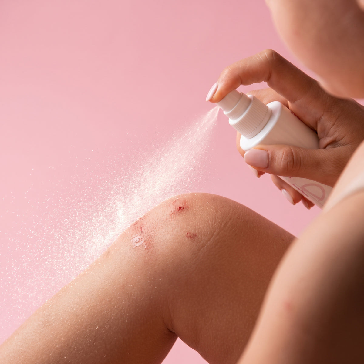 Immagine che raffigura l'utilizzo di Dermacit Spray